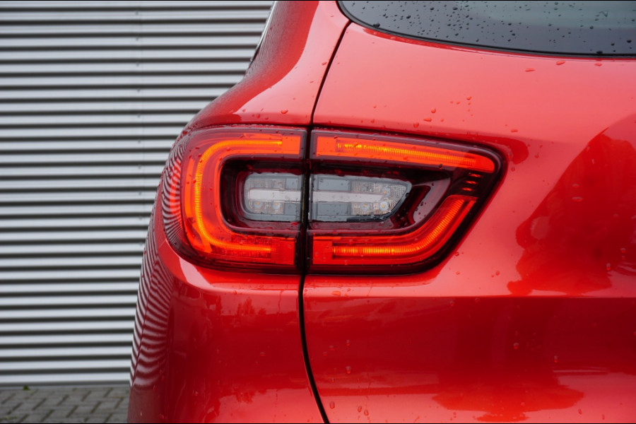 Renault Kadjar 140PK Limited CAMERA | TREKHAAK | KEYLESS | STOELVERW. | PANO!