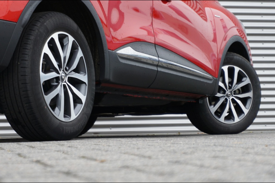 Renault Kadjar 140PK Limited CAMERA | TREKHAAK | KEYLESS | STOELVERW. | PANO!