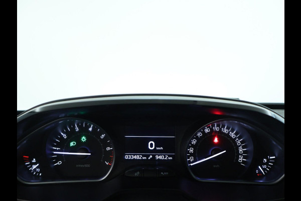 Peugeot 208 1.2 PureTech Allure 110PK | NAVI | PANO | Camera