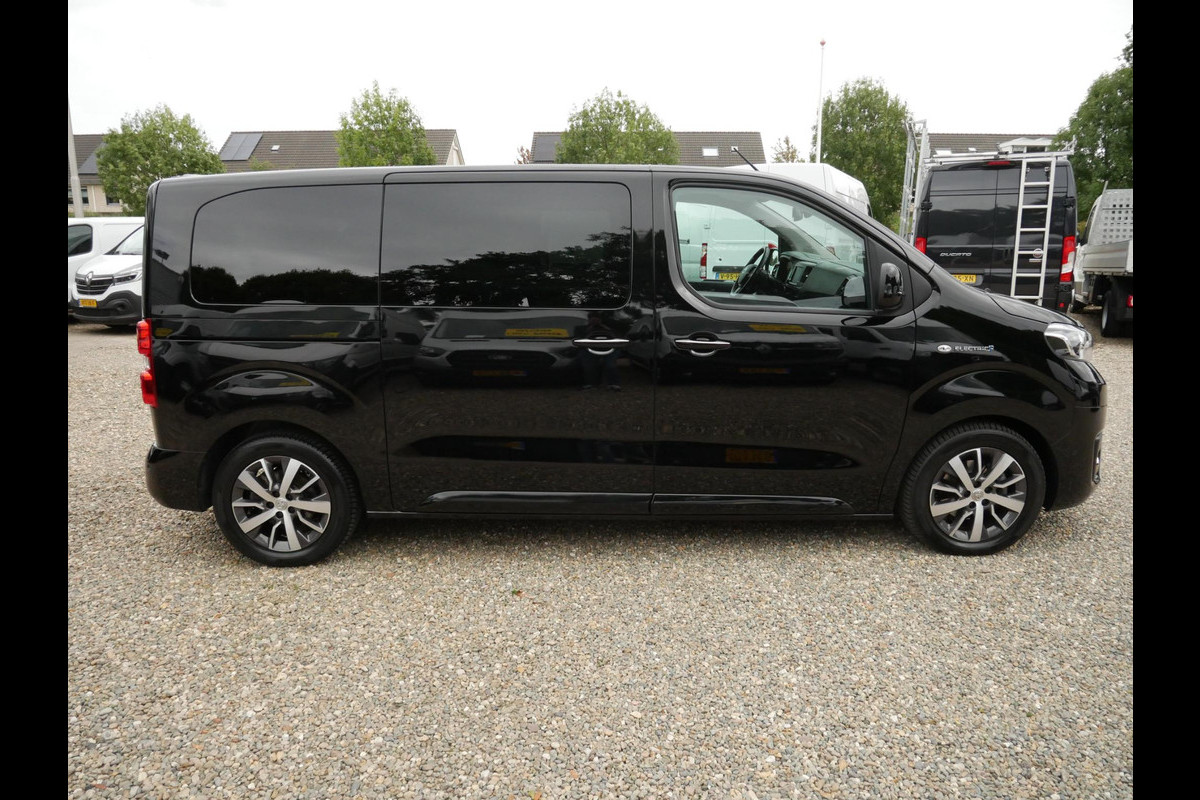 Toyota PROACE Electric Verso Medium, Extra Range, 100KW, Executive