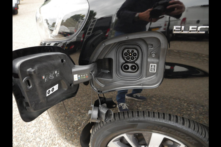 Toyota PROACE Electric Verso Medium, Extra Range, 100KW, Executive