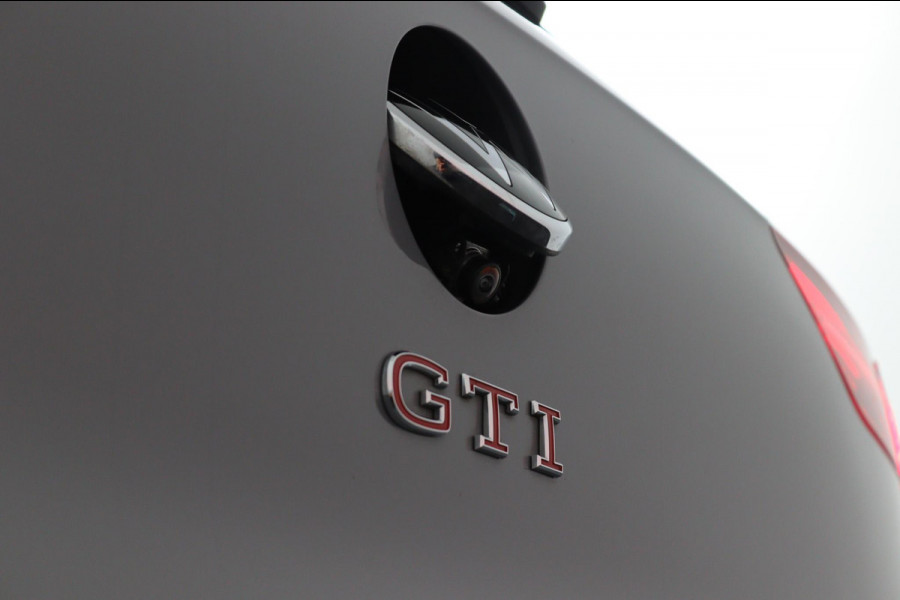 Volkswagen Golf GTI*PANO*LEDER*STOEL VENT.*H/K*ELEK.HAAK*ACC*CAM* Volkswagen Golf GTI*PANO*LEDER*STOEL VENT.*H/K*ELEK.HAAK*ACC*CAM*
