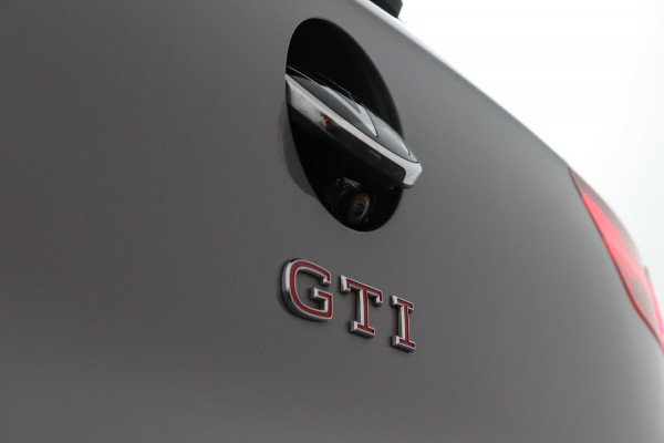 Volkswagen Golf GTI*PANO*LEDER*STOEL VENT.*H/K*ELEK.HAAK*ACC*CAM* Volkswagen Golf GTI*PANO*LEDER*STOEL VENT.*H/K*ELEK.HAAK*ACC*CAM*