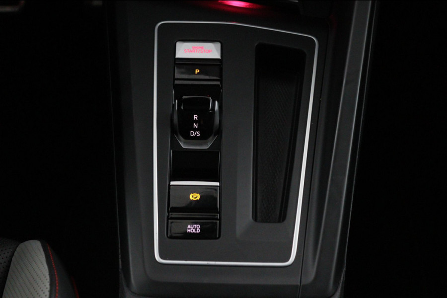 Volkswagen Golf GTI*PANO*LEDER*STOEL VENT.*H/K*ELEK.HAAK*ACC*CAM* Volkswagen Golf GTI*PANO*LEDER*STOEL VENT.*H/K*ELEK.HAAK*ACC*CAM*