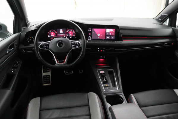 Volkswagen Golf GTI*PANO*LEDER*STOEL VENT.*H/K*ELEK.HAAK*ACC*CAM* Volkswagen Golf GTI*PANO*LEDER*STOEL VENT.*H/K*ELEK.HAAK*ACC*CAM*