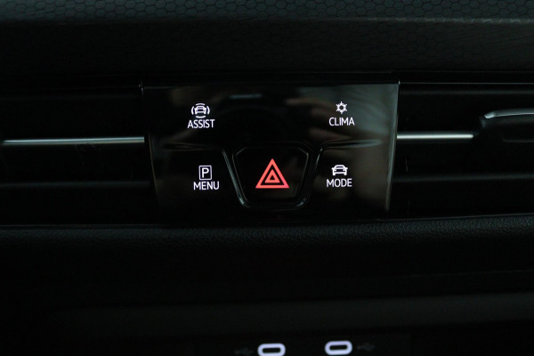 Volkswagen Golf GTI*PANO*LEDER*STOEL VENT.*H/K*ELEK.HAAK*ACC*CAM* Volkswagen Golf GTI*PANO*LEDER*STOEL VENT.*H/K*ELEK.HAAK*ACC*CAM*