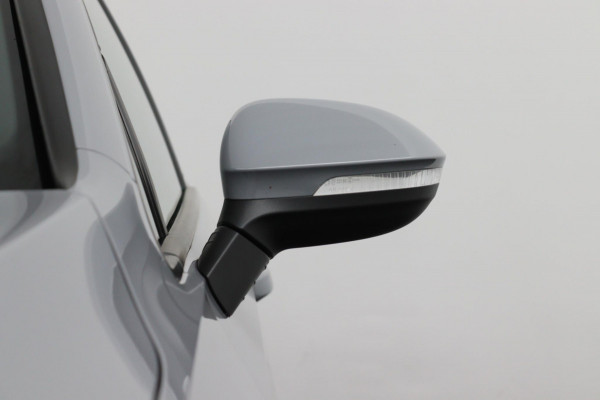 Volkswagen Golf GTI*PANO*LEDER*STOEL VENT.*H/K*ELEK.HAAK*ACC*CAM* Volkswagen Golf GTI*PANO*LEDER*STOEL VENT.*H/K*ELEK.HAAK*ACC*CAM*