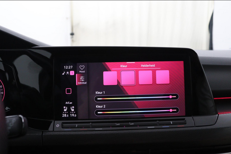 Volkswagen Golf GTI*PANO*LEDER*STOEL VENT.*H/K*ELEK.HAAK*ACC*CAM* Volkswagen Golf GTI*PANO*LEDER*STOEL VENT.*H/K*ELEK.HAAK*ACC*CAM*