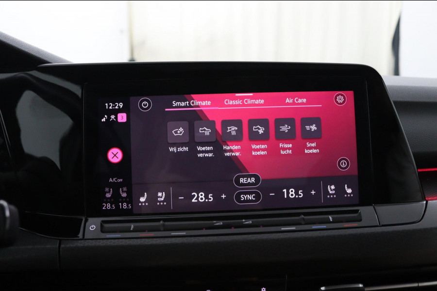 Volkswagen Golf GTI*PANO*LEDER*STOEL VENT.*H/K*ELEK.HAAK*ACC*CAM* Volkswagen Golf GTI*PANO*LEDER*STOEL VENT.*H/K*ELEK.HAAK*ACC*CAM*