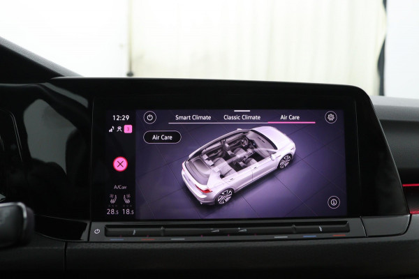 Volkswagen Golf GTI*PANO*LEDER*STOEL VENT.*H/K*ELEK.HAAK*ACC*CAM* Volkswagen Golf GTI*PANO*LEDER*STOEL VENT.*H/K*ELEK.HAAK*ACC*CAM*
