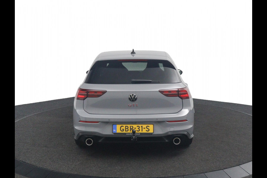 Volkswagen Golf GTI*PANO*LEDER*STOEL VENT.*H/K*ELEK.HAAK*ACC*CAM* Volkswagen Golf GTI*PANO*LEDER*STOEL VENT.*H/K*ELEK.HAAK*ACC*CAM*