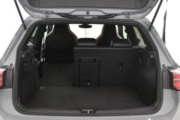 Volkswagen Golf GTI*PANO*LEDER*STOEL VENT.*H/K*ELEK.HAAK*ACC*CAM* Volkswagen Golf GTI*PANO*LEDER*STOEL VENT.*H/K*ELEK.HAAK*ACC*CAM*