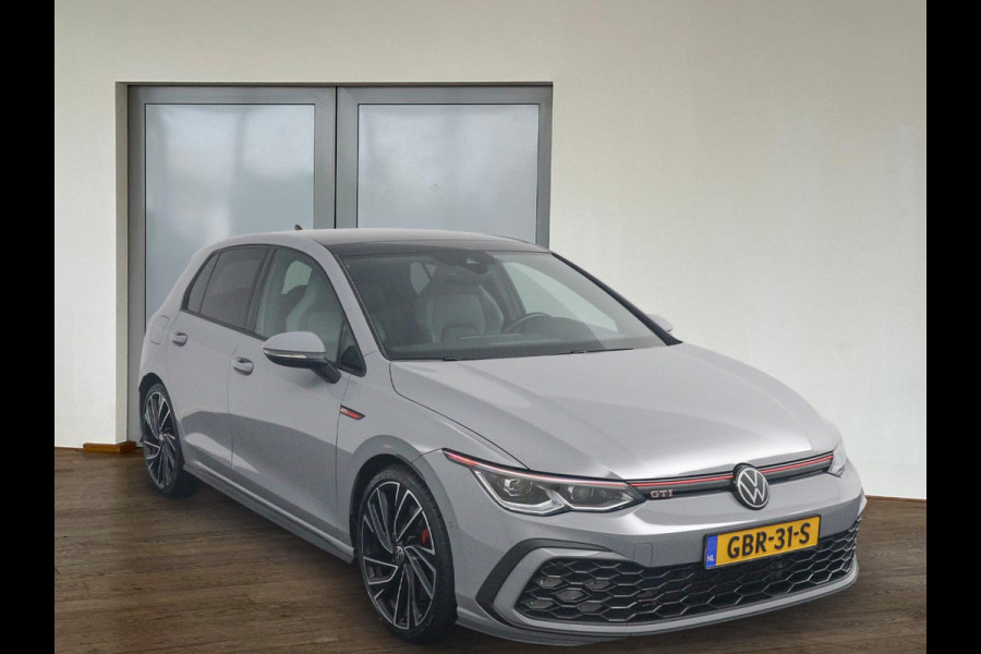 Volkswagen Golf GTI*PANO*LEDER*STOEL VENT.*H/K*ELEK.HAAK*ACC*CAM* Volkswagen Golf GTI*PANO*LEDER*STOEL VENT.*H/K*ELEK.HAAK*ACC*CAM*