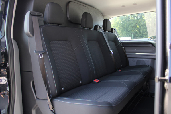 Ford Transit Custom 320 2.0 TDCI L2H1 Trend DC 136pk - Carplay - Android - Camera - Trekhaak - LED koplampen - Stoelverwarming - Draadloos laden - R