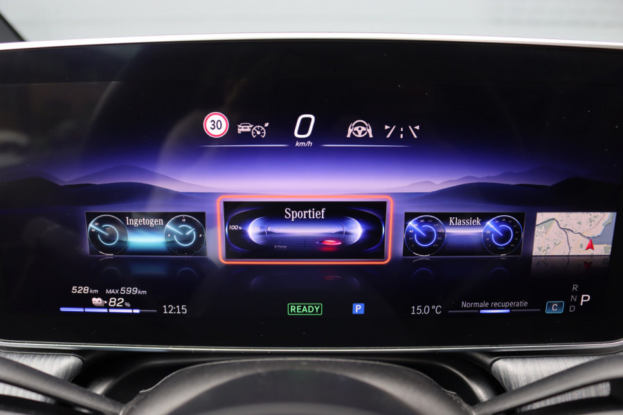 Mercedes-Benz EQE 300 AMG Line 89 kWh | Panoramadak | Distronic+ | Burmester | Memory | Leder | Surround Camera | Digital Light | Keyless Go | Warmtepomp |