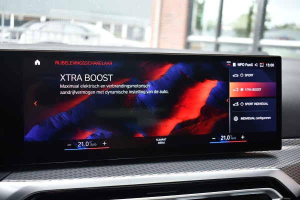 BMW 3 Serie Touring 330e xDrive M-Sport Pro LCI Dravitgrau Pano HUD el-zetels 19inch