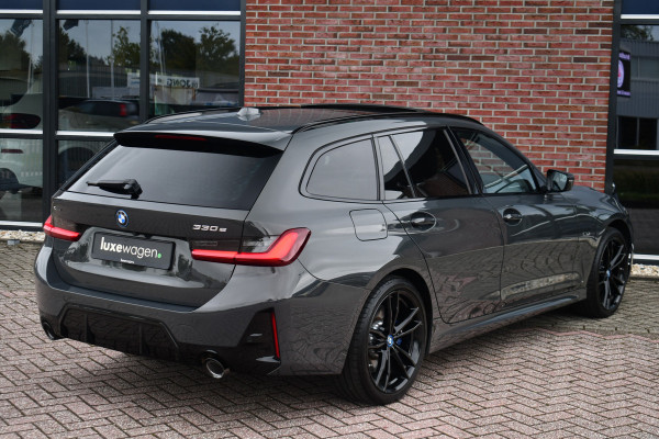 BMW 3 Serie Touring 330e xDrive M-Sport Pro LCI Dravitgrau Pano HUD el-zetels 19inch