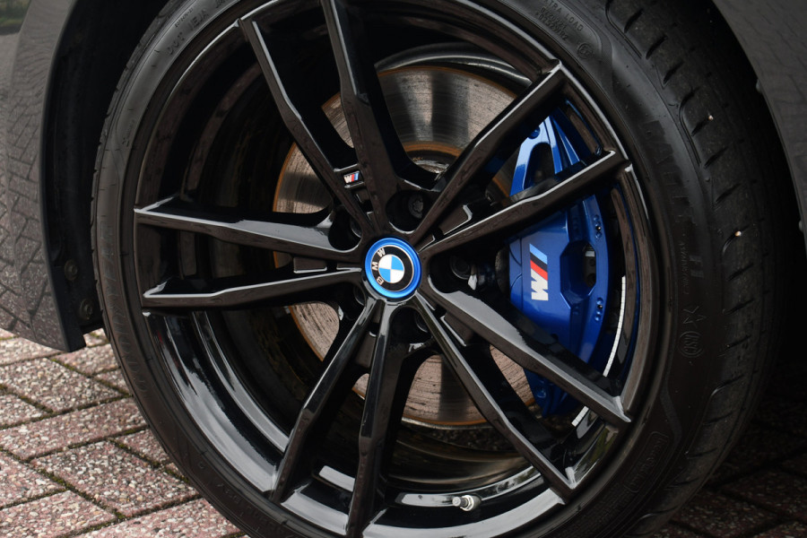 BMW 3 Serie Touring 330e xDrive M-Sport Pro LCI Dravitgrau Pano HUD el-zetels 19inch