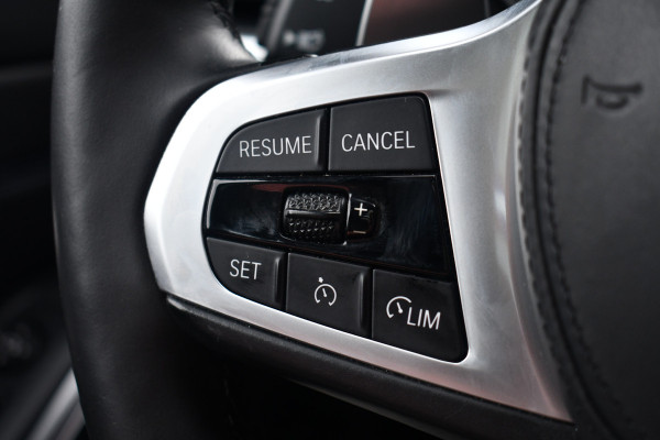 BMW 3 Serie Touring 330e xDrive M-Sport Pro LCI Dravitgrau Pano HUD el-zetels 19inch