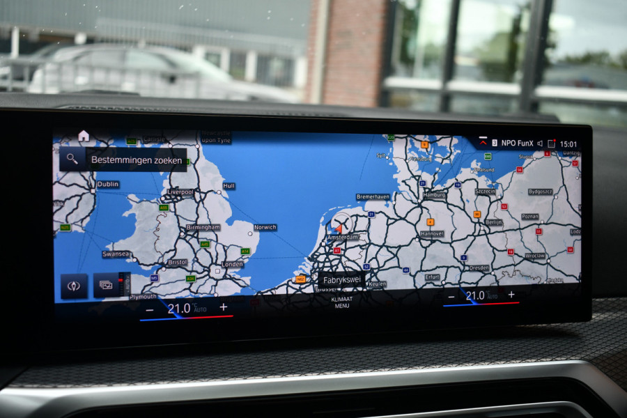 BMW 3 Serie Touring 330e xDrive M-Sport Pro LCI Dravitgrau Pano HUD el-zetels 19inch