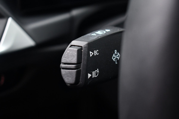 BMW 3 Serie Touring 330e xDrive M-Sport Pro LCI Dravitgrau Pano HUD el-zetels 19inch