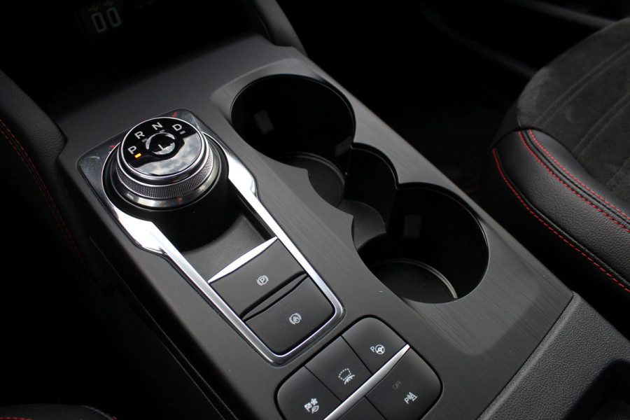 Ford Kuga 2.5 PHEV ST-Line X | Trekhaak | Panoramadak | B&O | BLIS | Matrix | Adaptieve cruise