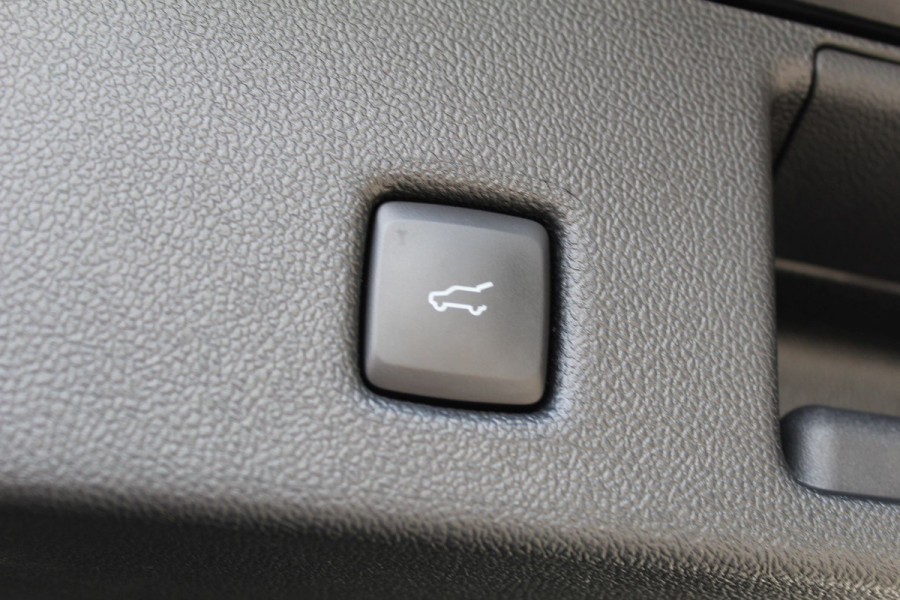 Ford Kuga 2.5 PHEV ST-Line X | Trekhaak | Panoramadak | B&O | BLIS | Matrix | Adaptieve cruise