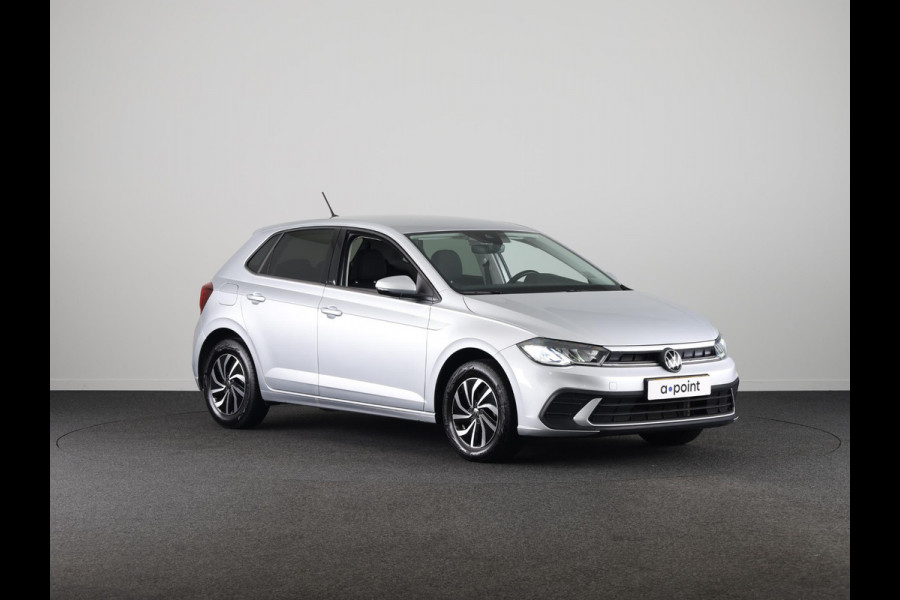 Volkswagen Polo 1.0 TSI Life Edition 95 pk Automaat (DSG) | Verlengde garantie | Navigatie via App | Parkeersensoren achter | Achteruitrijcamera | Adaptieve cruise control |
