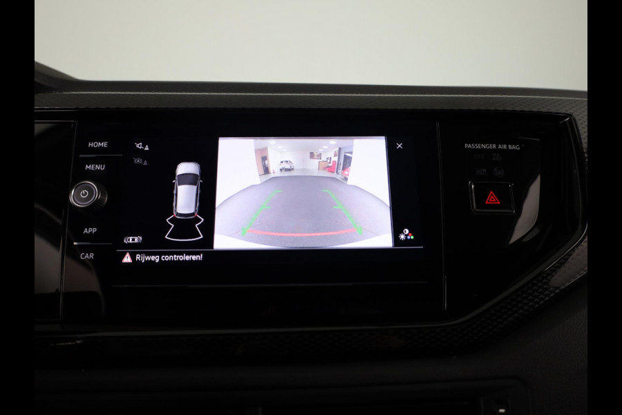 Volkswagen Polo 1.0 TSI Life Edition 95 pk Automaat (DSG) | Verlengde garantie | Navigatie via App | Parkeersensoren achter | Achteruitrijcamera | Adaptieve cruise control |