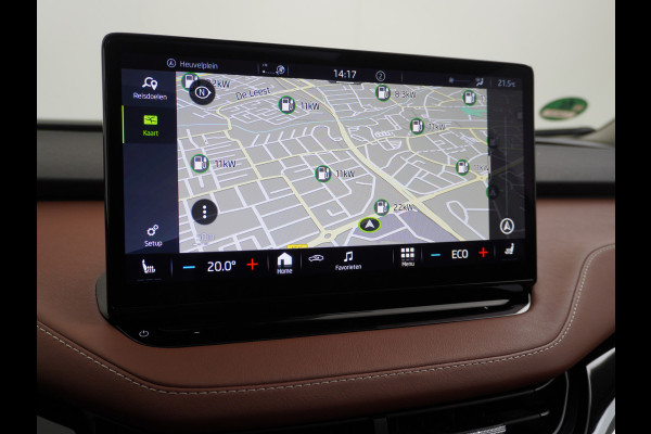 Škoda ENYAQ iV 80 Trekhaak Leder Panoramadak Memory Camera Adap.Cruise Warmtepomp Navi Ecc Apple Carplay Android Auto Lmv 21" 1e Eigenaar Nieuwprijs €59.095! 1.000KG Trekgewicht