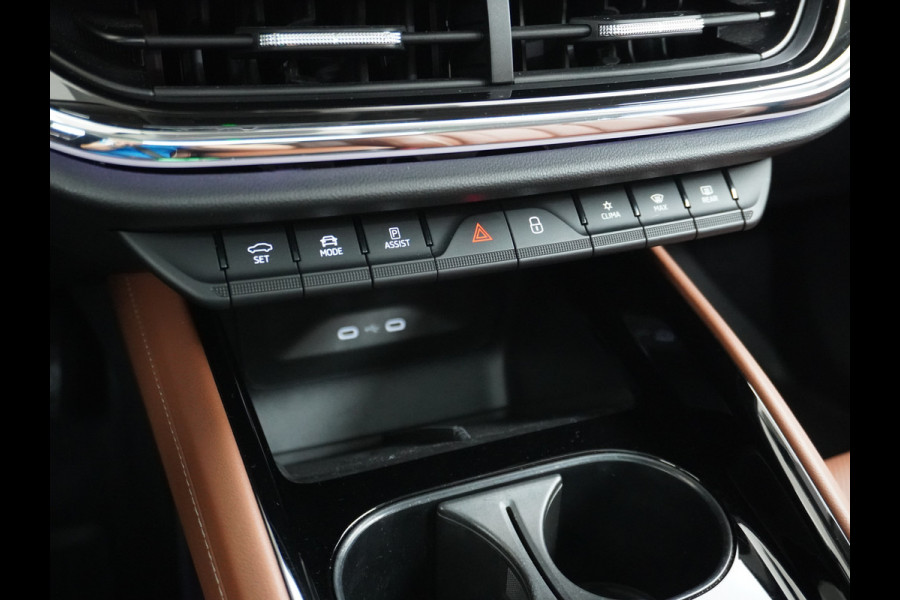 Škoda ENYAQ iV 80 Trekhaak Leder Panoramadak Memory Camera Adap.Cruise Warmtepomp Navi Ecc Apple Carplay Android Auto Lmv 21" 1e Eigenaar Nieuwprijs €59.095! 1.000KG Trekgewicht