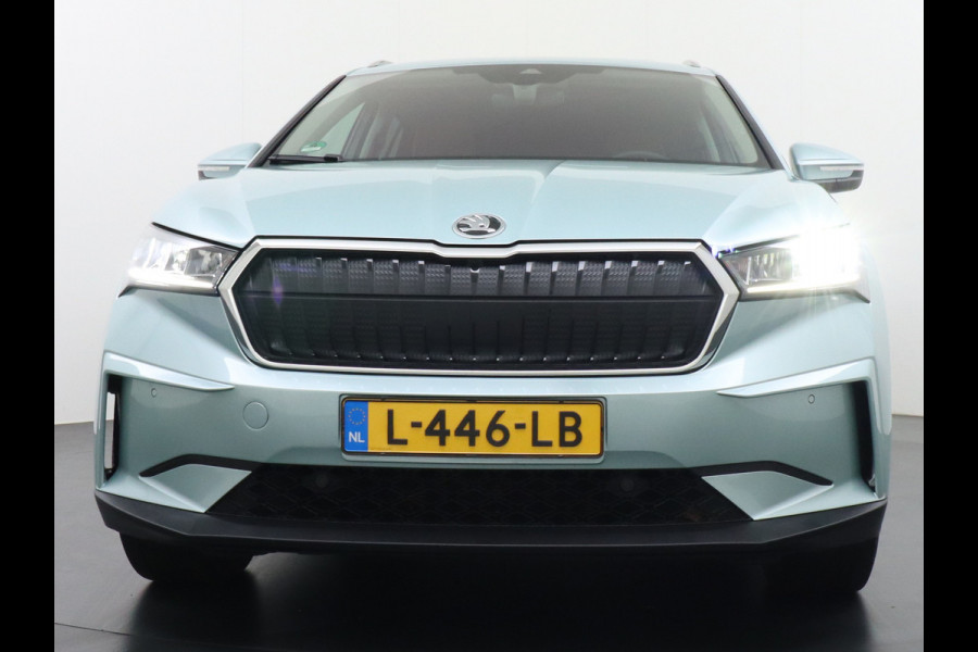 Škoda ENYAQ iV 80 Trekhaak Leder Panoramadak Memory Camera Adap.Cruise Warmtepomp Navi Ecc Apple Carplay Android Auto Lmv 21" 1e Eigenaar Nieuwprijs €59.095! 1.000KG Trekgewicht