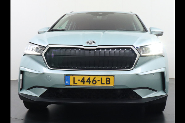 Škoda ENYAQ iV 80 Trekhaak Leder Panoramadak Memory Camera Adap.Cruise Warmtepomp Navi Ecc Apple Carplay Android Auto Lmv 21" 1e Eigenaar Nieuwprijs €59.095! 1.000KG Trekgewicht