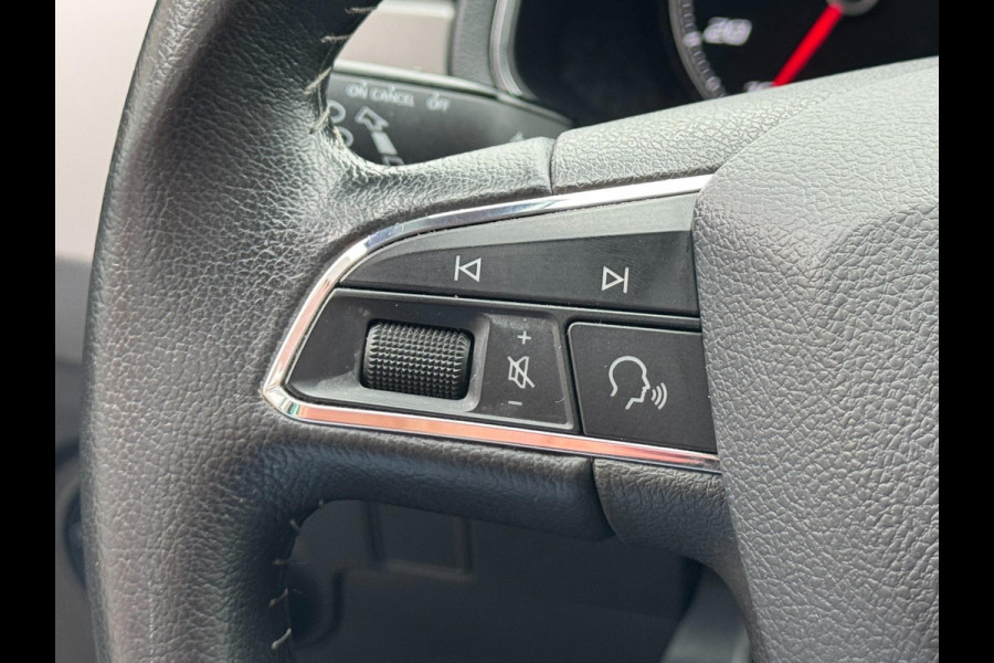 Seat Ibiza 1.0 TSI LED Pano Camera Navi Carplay Stoelvw PDC