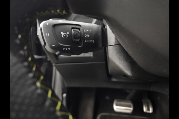 Peugeot e-208 EV GT Pack 50 kWh H.Leer Stoelverw Carplay Nav/Camera
