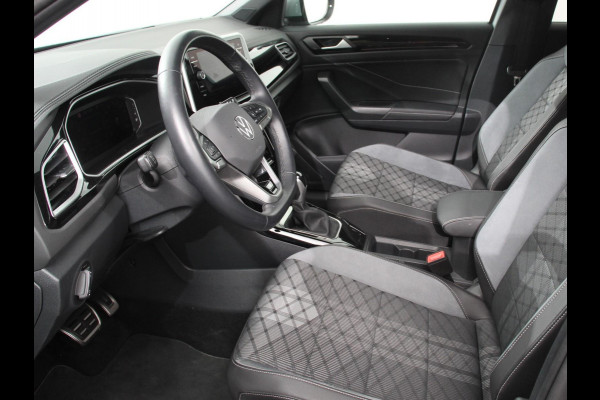 Volkswagen T-Roc 1.5 TSI 150pk DSG R-Line | Navigatie | Apple Carplay/Android Auto | Parkeersensoren | Camera | Adaptive Cruise Control | Elektrische achterklep | Stoel- en stuurverwarming | Climate Control | Ledverlichting | Virtual Cockpit Volkswagen T-Roc 1.5 TSI 150pk DSG R-Line | Navigatie | Apple Carplay/Android Auto | Parkeersensoren | Camera | Adaptive Cruise Control | Elektrische achterklep | Stoel- en stuurverwarming | Climate Control | Ledverlichting | Virtual Cockpit
