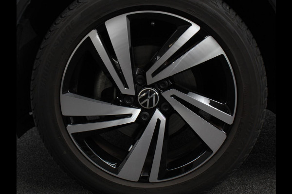 Volkswagen T-Roc 1.5 TSI 150pk DSG R-Line | Navigatie | Apple Carplay/Android Auto | Parkeersensoren | Camera | Adaptive Cruise Control | Elektrische achterklep | Stoel- en stuurverwarming | Climate Control | Ledverlichting | Virtual Cockpit Volkswagen T-Roc 1.5 TSI 150pk DSG R-Line | Navigatie | Apple Carplay/Android Auto | Parkeersensoren | Camera | Adaptive Cruise Control | Elektrische achterklep | Stoel- en stuurverwarming | Climate Control | Ledverlichting | Virtual Cockpit