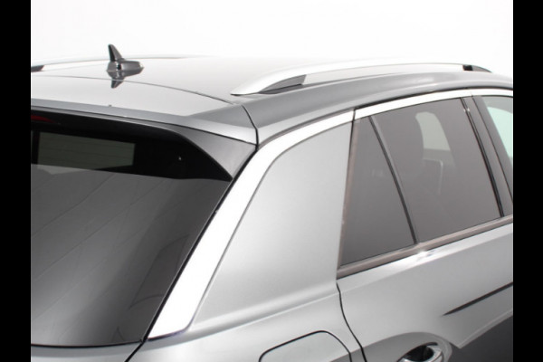 Volkswagen T-Roc 1.5 TSI 150pk DSG R-Line | Navigatie | Apple Carplay/Android Auto | Parkeersensoren | Camera | Adaptive Cruise Control | Elektrische achterklep | Stoel- en stuurverwarming | Climate Control | Ledverlichting | Virtual Cockpit Volkswagen T-Roc 1.5 TSI 150pk DSG R-Line | Navigatie | Apple Carplay/Android Auto | Parkeersensoren | Camera | Adaptive Cruise Control | Elektrische achterklep | Stoel- en stuurverwarming | Climate Control | Ledverlichting | Virtual Cockpit