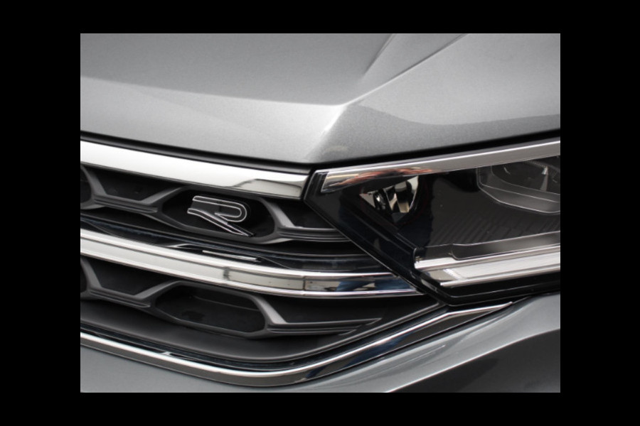 Volkswagen T-Roc 1.5 TSI 150pk DSG R-Line | Navigatie | Apple Carplay/Android Auto | Parkeersensoren | Camera | Adaptive Cruise Control | Elektrische achterklep | Stoel- en stuurverwarming | Climate Control | Ledverlichting | Virtual Cockpit Volkswagen T-Roc 1.5 TSI 150pk DSG R-Line | Navigatie | Apple Carplay/Android Auto | Parkeersensoren | Camera | Adaptive Cruise Control | Elektrische achterklep | Stoel- en stuurverwarming | Climate Control | Ledverlichting | Virtual Cockpit