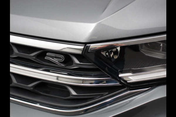 Volkswagen T-Roc 1.5 TSI 150pk DSG R-Line | Navigatie | Apple Carplay/Android Auto | Parkeersensoren | Camera | Adaptive Cruise Control | Elektrische achterklep | Stoel- en stuurverwarming | Climate Control | Ledverlichting | Virtual Cockpit Volkswagen T-Roc 1.5 TSI 150pk DSG R-Line | Navigatie | Apple Carplay/Android Auto | Parkeersensoren | Camera | Adaptive Cruise Control | Elektrische achterklep | Stoel- en stuurverwarming | Climate Control | Ledverlichting | Virtual Cockpit