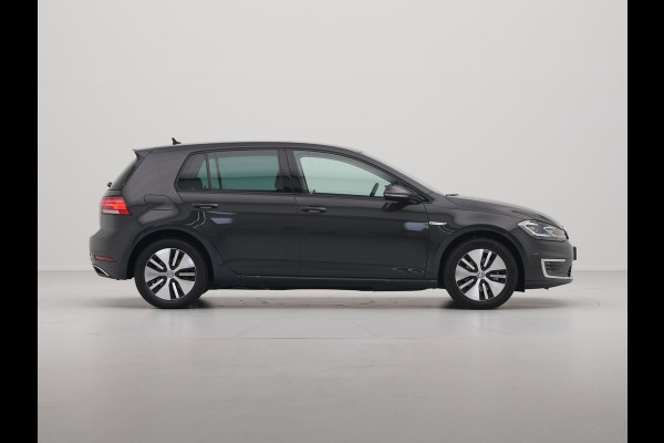 Volkswagen e-Golf E-DITION 136pk Navigatie Warmtepomp Virtual cockpit Acc