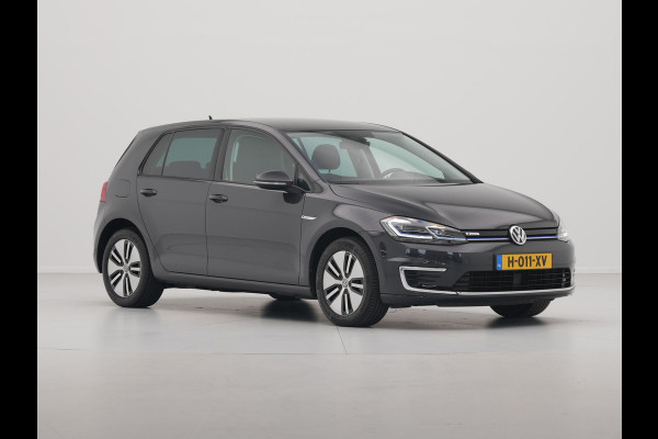 Volkswagen e-Golf E-DITION 136pk Navigatie Warmtepomp Virtual cockpit Acc