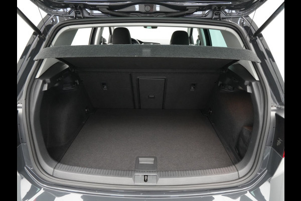 Volkswagen e-Golf E-DITION 136pk Navigatie Warmtepomp Virtual cockpit Acc