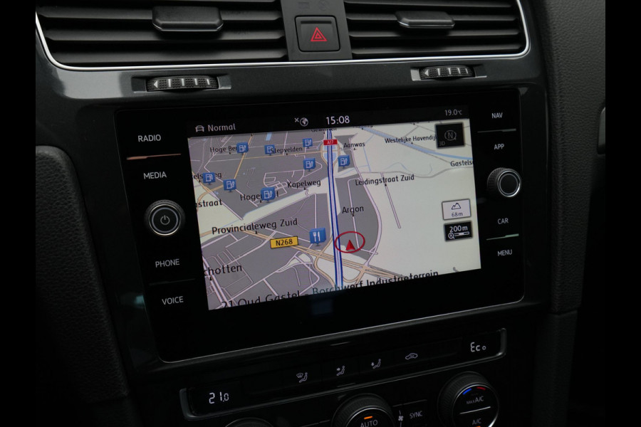Volkswagen e-Golf E-DITION 136pk Navigatie Warmtepomp Virtual cockpit Acc