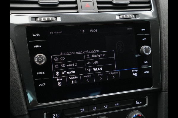 Volkswagen e-Golf E-DITION 136pk Navigatie Warmtepomp Virtual cockpit Acc
