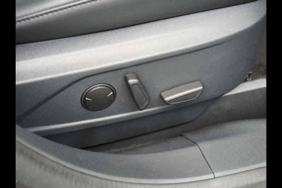 Ford Mustang Mach-E RWD 75kWh Leder B&O®-Sound 360°Camera Adap. Cruise Panoramadak Memory Seat Apple Carplay Android Auto Navi Ecc Stoel+Stuurverwarming Keyless Origineel Nederlandse Auto