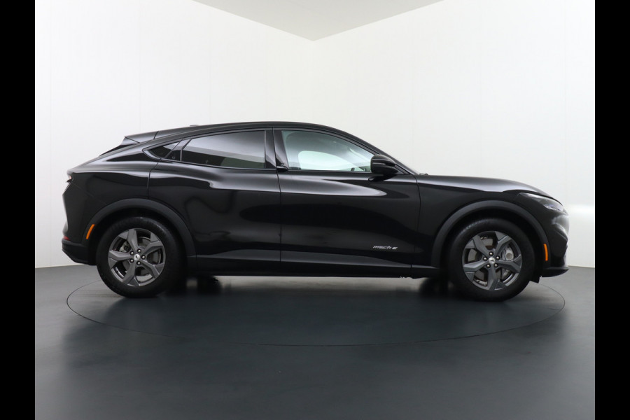 Ford Mustang Mach-E RWD 75kWh Leder B&O®-Sound 360°Camera Adap. Cruise Panoramadak Memory Seat Apple Carplay Android Auto Navi Ecc Stoel+Stuurverwarming Keyless Origineel Nederlandse Auto