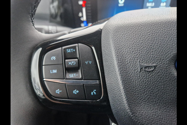 Ford Transit Custom 300 2.0 TDCI L2H1 Limited 136pk | Achterklep Uniek! | Stoelverwarming | Trekhaak | Laadvloer en zijwand betimmering