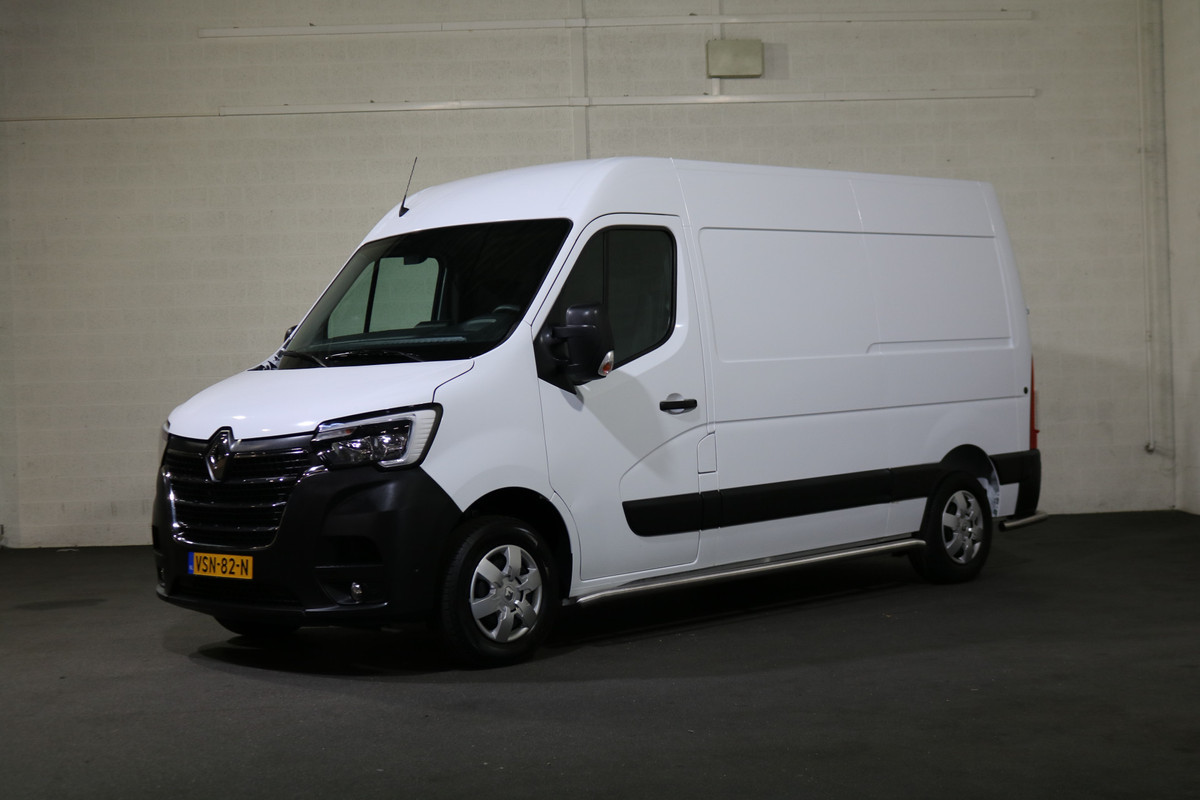 Renault Master T35 2.3 dCi 135 L2 H2 Work Edition Renault Master T35 2.3 dCi 135 L2 H2 Work Edition