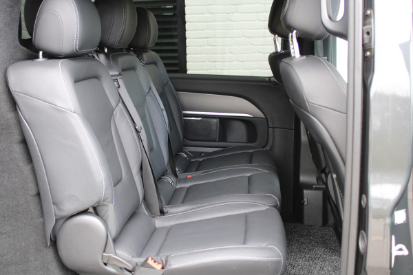 Mercedes-Benz V-Klasse 300d / Lang / DC / AMG / Burmester / Electr Stoelen / 360 Camera / Vol Opties / NIEUWSTAAT Mercedes-Benz V-Klasse 300d / Lang / DC / AMG / Burmester / Electr Stoelen / 360 Camera / Vol Opties / NIEUWSTAAT